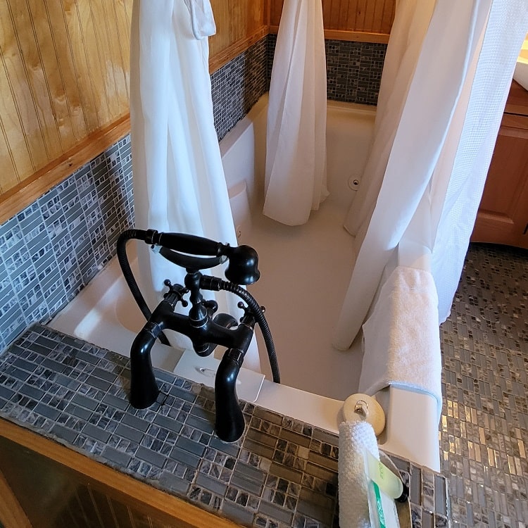 Allisons Treehouse Slider 7-min