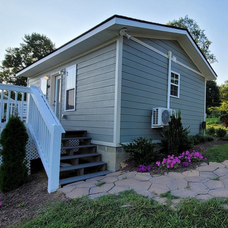 Country Delight Green Slider 5-min