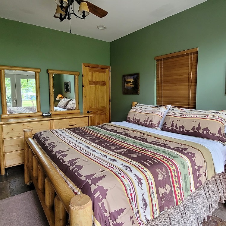 Laurel Falls Room New Gallery 4-min