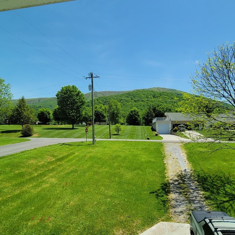 Lovely Apartment Slider 8-min