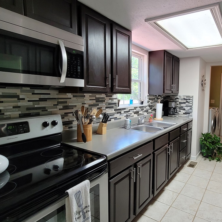 Upscale Apartment Slider 5