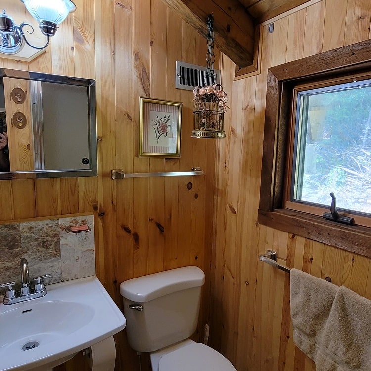 Unforgettable Memories Cabin Gallery 11-min