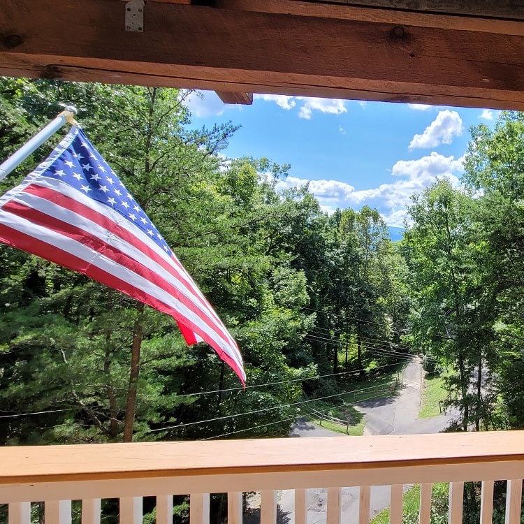 Unforgettable Memories Cabin Gallery 12-min